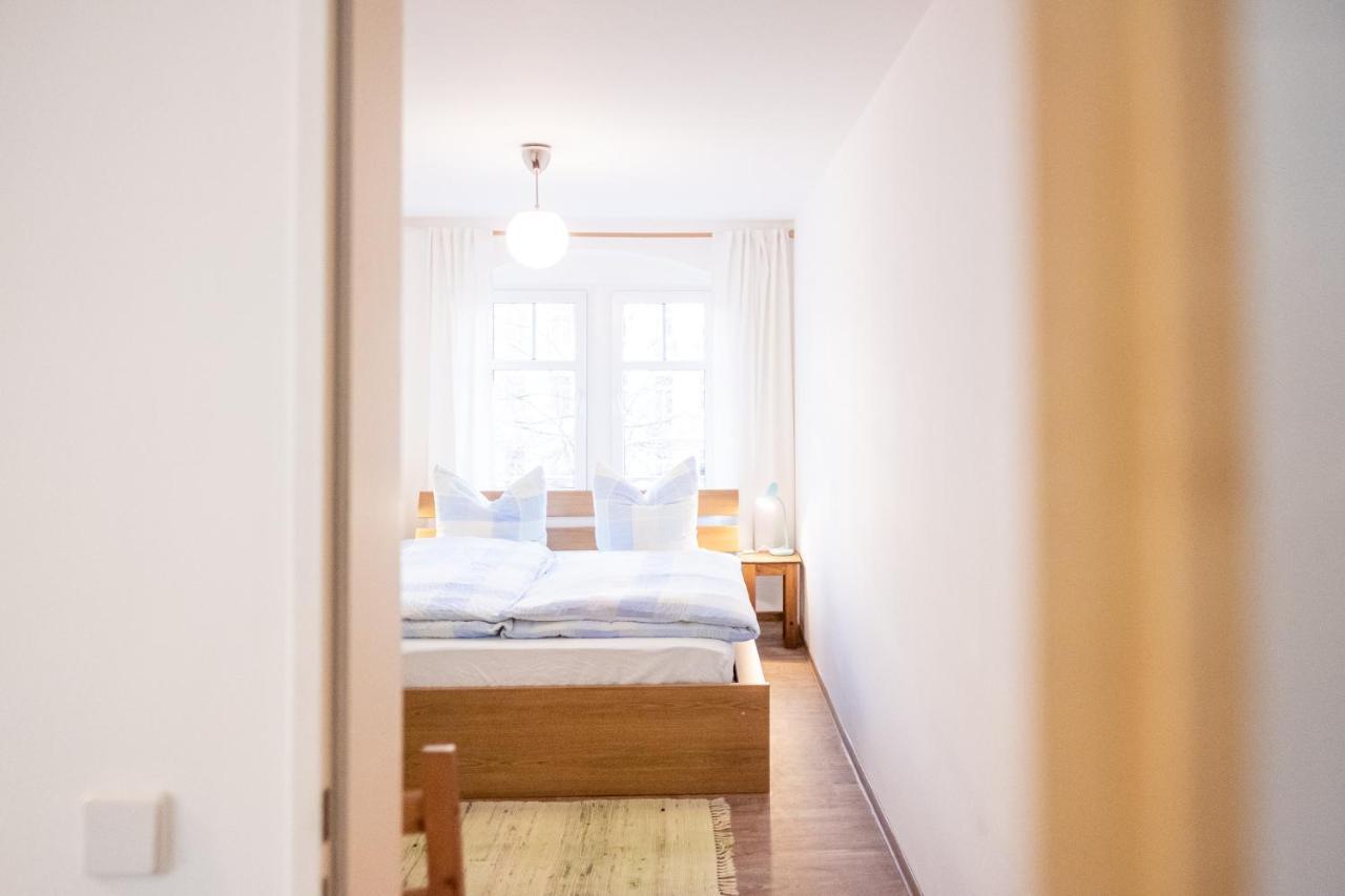 Helle Ferienwohnung Im Hinterhof Dresda Exterior foto