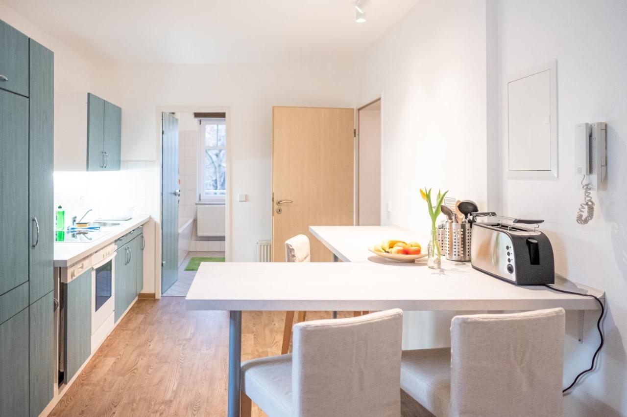 Helle Ferienwohnung Im Hinterhof Dresda Exterior foto