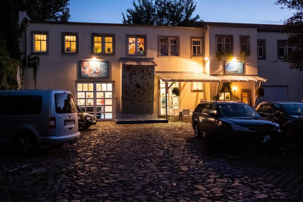 Helle Ferienwohnung Im Hinterhof Dresda Exterior foto